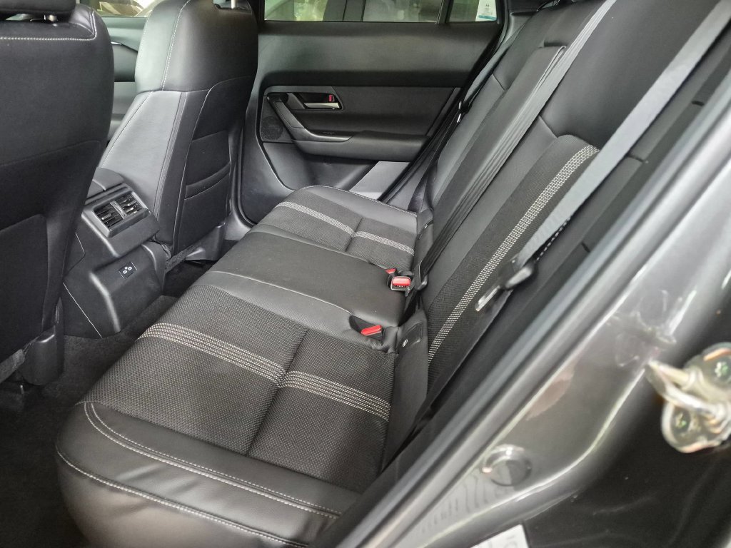 2025 Mazda CX-50 Premium - Photo 25