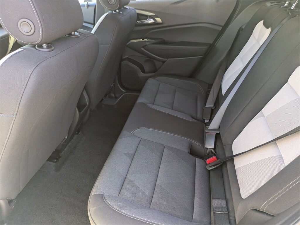 Thumbnail: 2025 Chevrolet Trax - 27