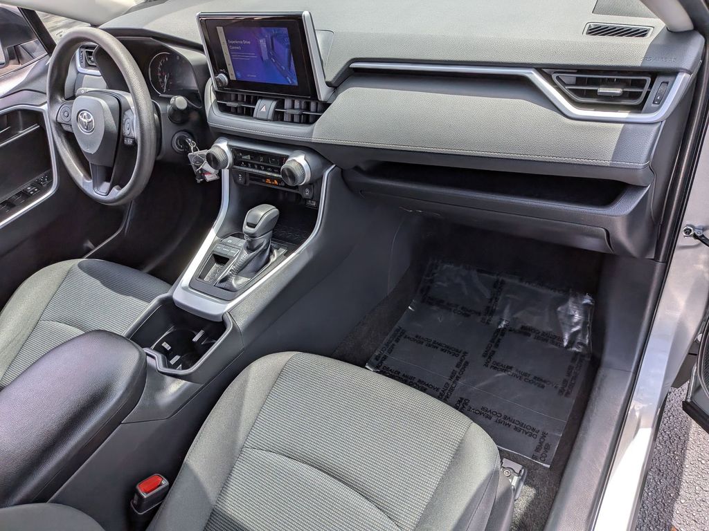 Thumbnail: 2025 Toyota RAV4 - 28