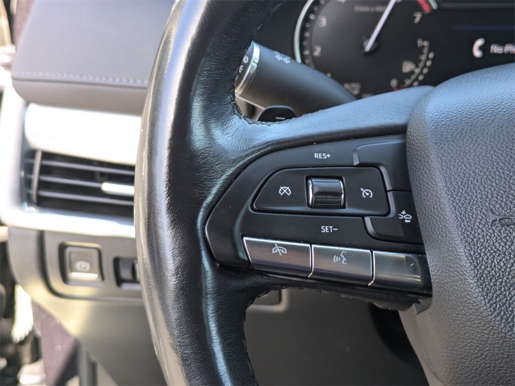 Thumbnail: 2023 Cadillac XT4 - 19