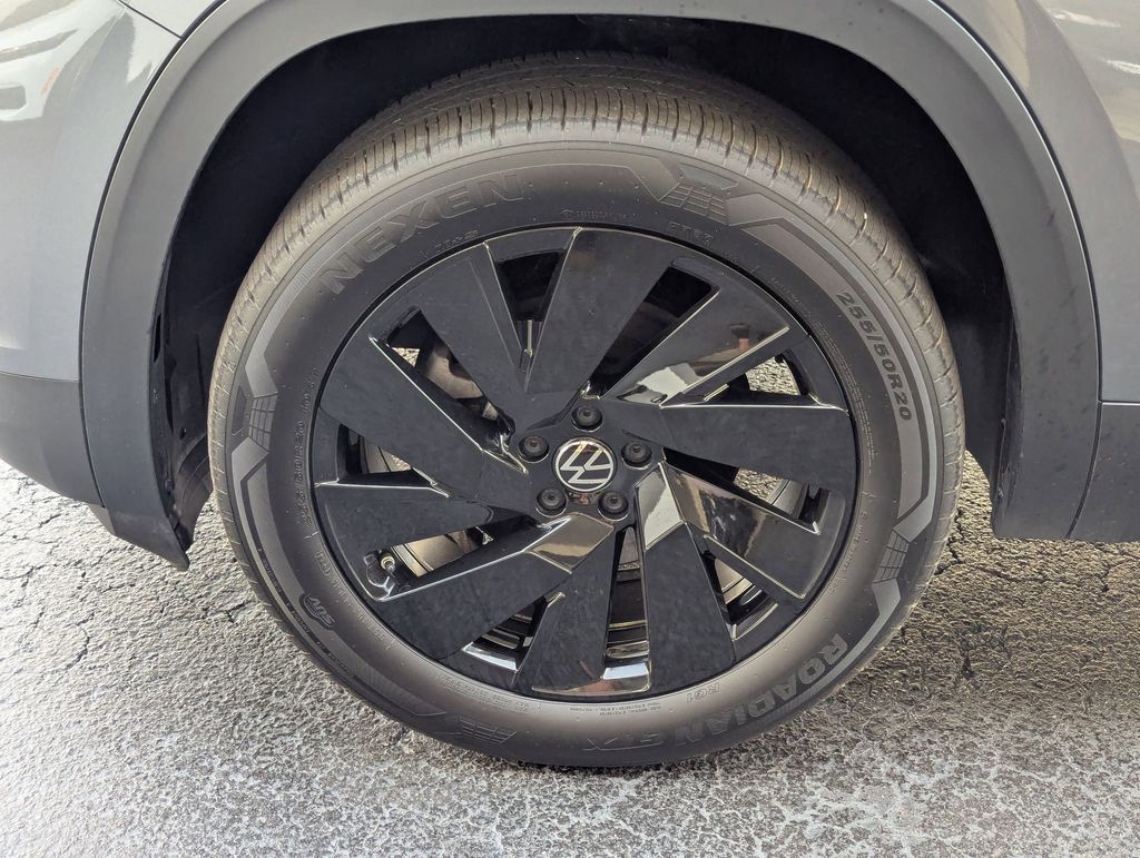 Thumbnail: 2025 Volkswagen Atlas - 29