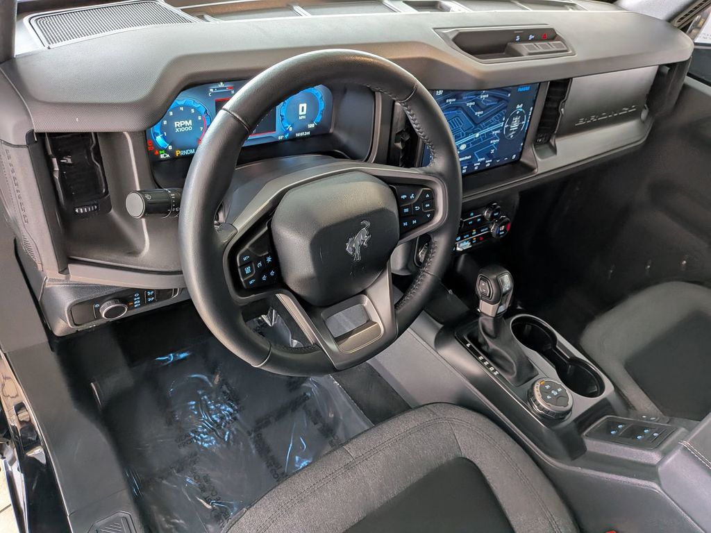 Thumbnail: 2025 Ford Bronco - 10