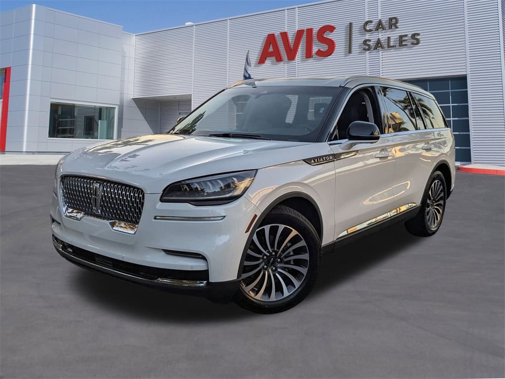Thumbnail: 2023 Lincoln Aviator - 1