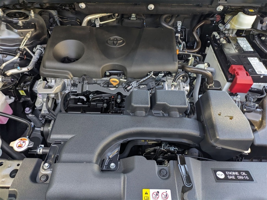 Thumbnail: 2025 Toyota RAV4 - 33