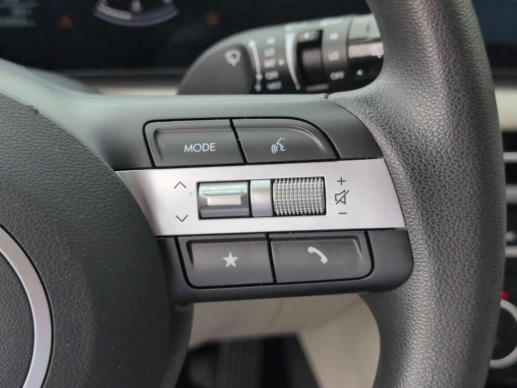 Thumbnail: 2025 Hyundai Tucson - 21