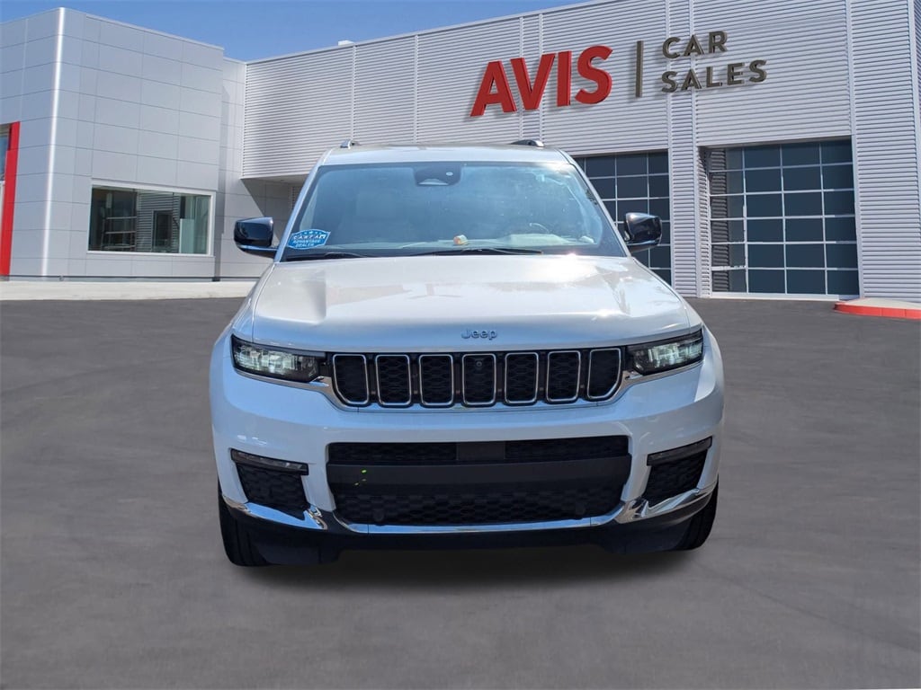 2023 Jeep Grand Cherokee Limited Edition 2