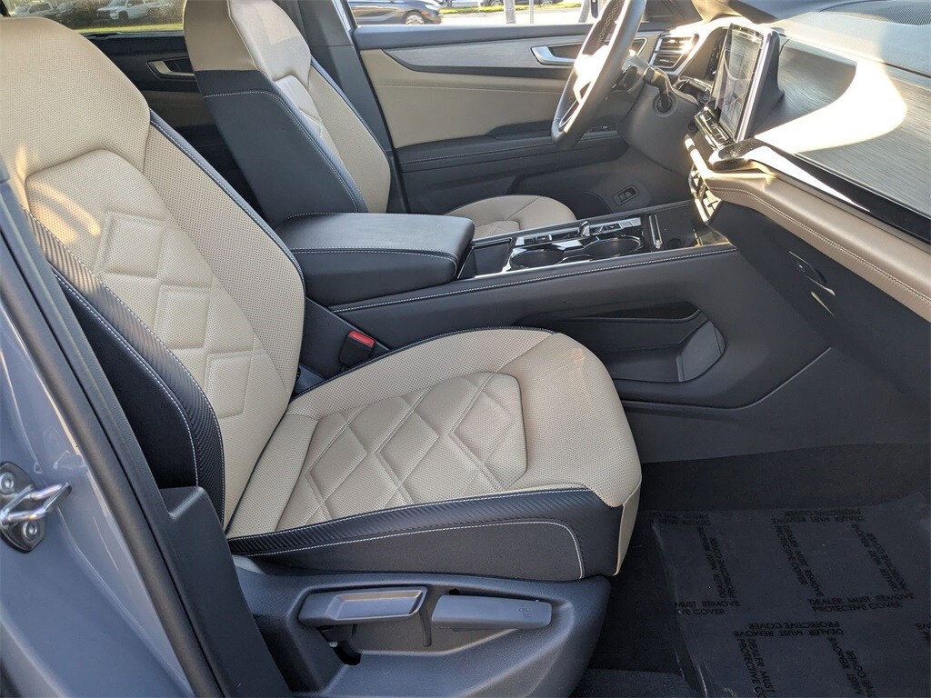 Thumbnail: 2025 Volkswagen Atlas - 30