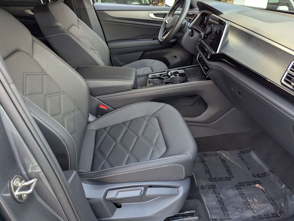 Thumbnail: 2025 Volkswagen Atlas - 26