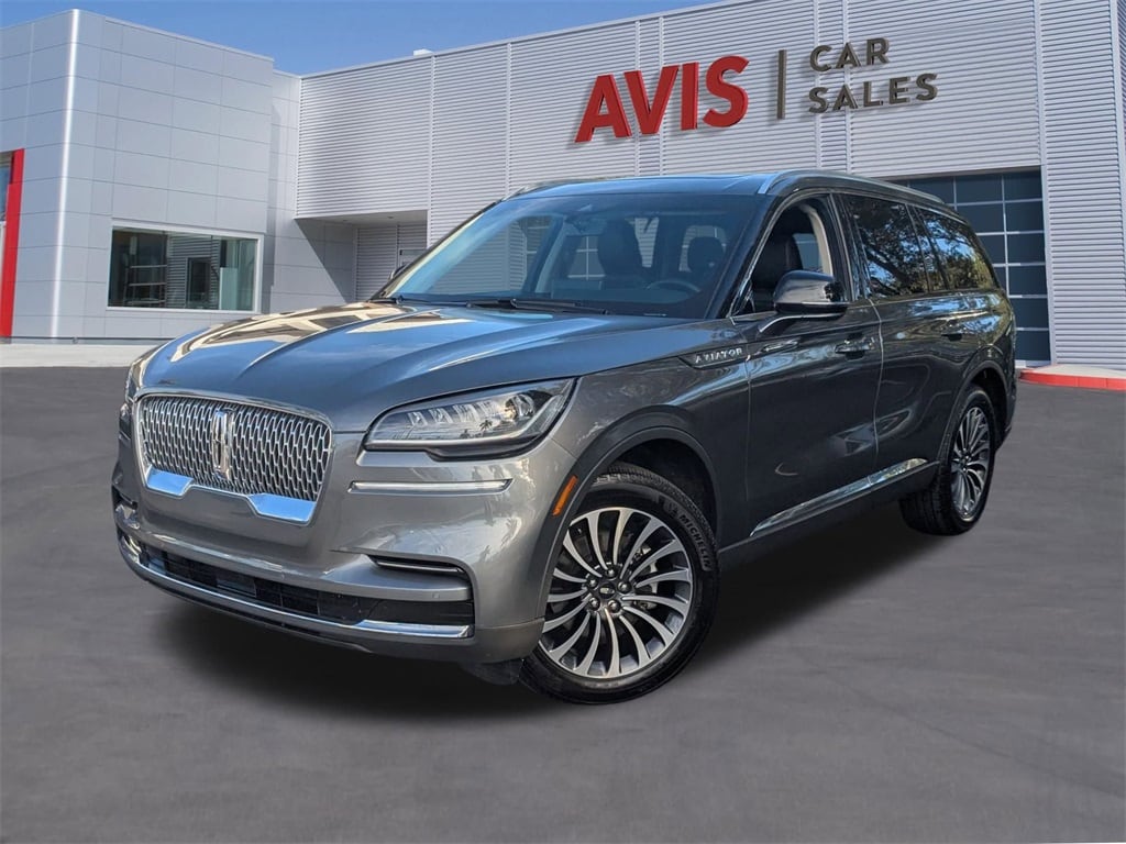 Thumbnail: 2023 Lincoln Aviator - 1