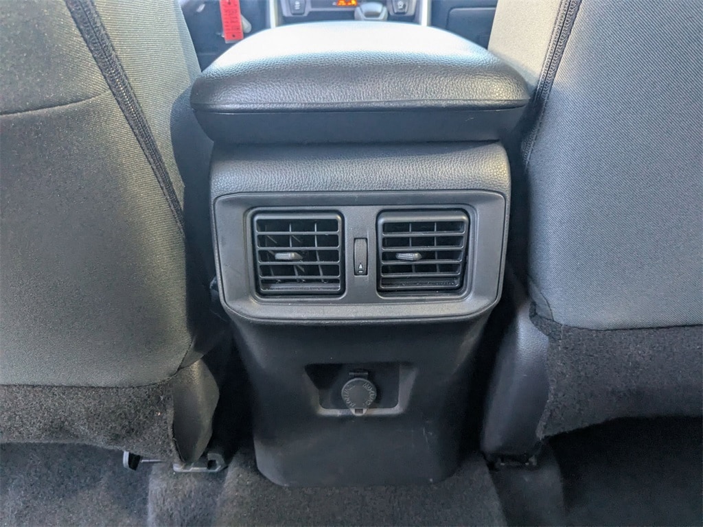 Thumbnail: 2025 Toyota RAV4 - 27