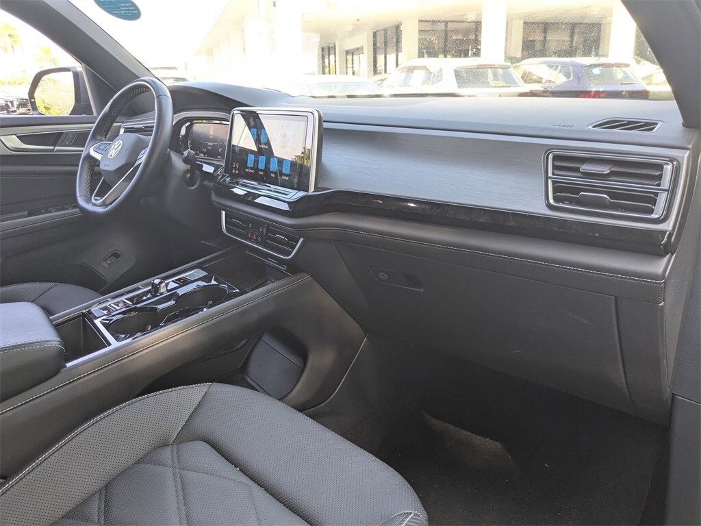 Thumbnail: 2025 Volkswagen Atlas - 31