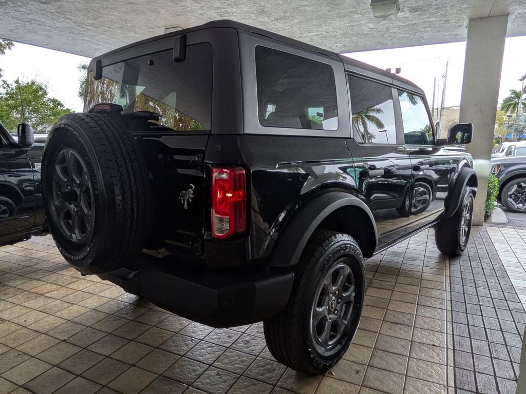 Thumbnail: 2025 Ford Bronco - 5