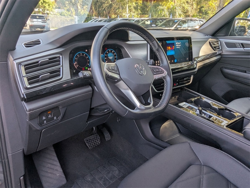 Thumbnail: 2025 Volkswagen Atlas - 13