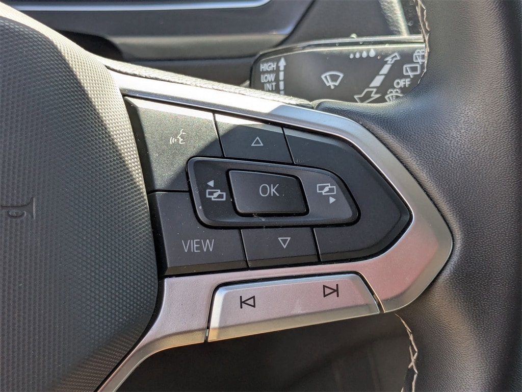 Thumbnail: 2024 Volkswagen Tiguan - 25