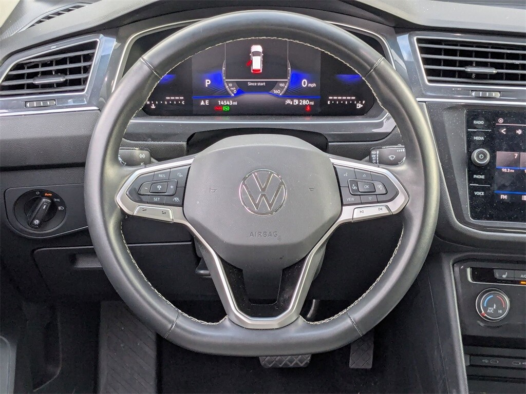 Thumbnail: 2024 Volkswagen Tiguan - 24