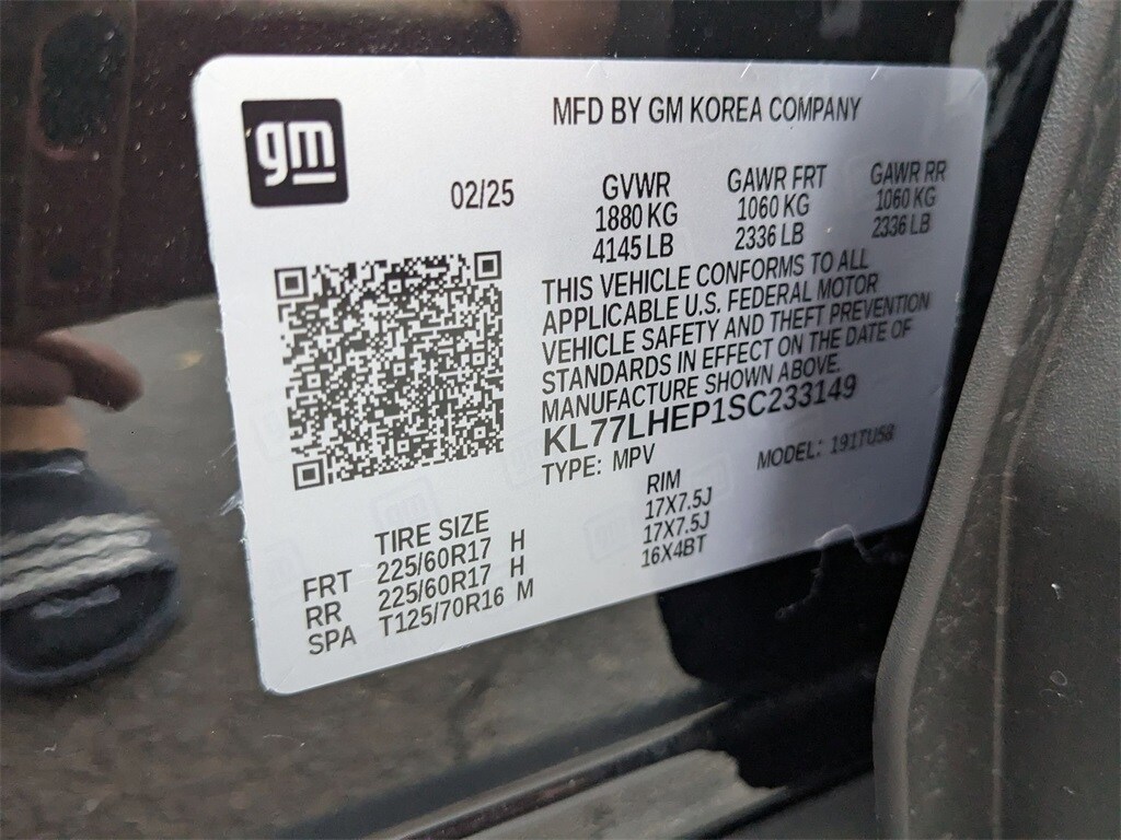 Thumbnail: 2025 Chevrolet Trax - 33