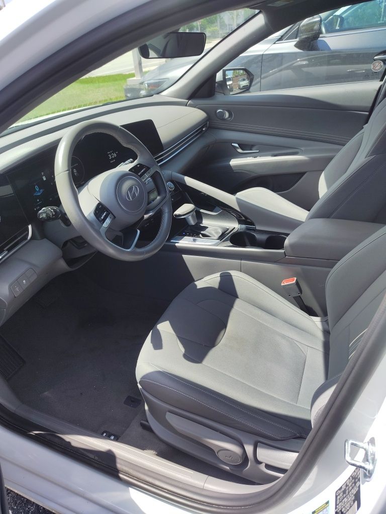 Thumbnail: 2025 Hyundai Elantra - 5