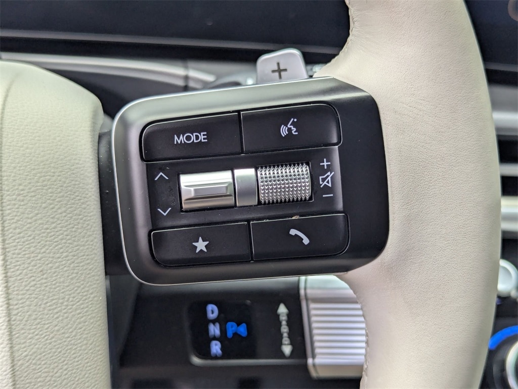 Thumbnail: 2025 Hyundai Santa Fe - 18