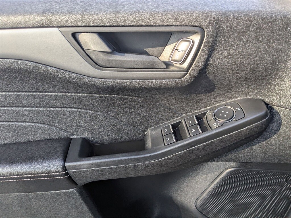 Thumbnail: 2025 Ford Escape - 14