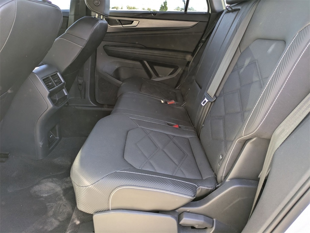 Thumbnail: 2025 Volkswagen Atlas - 22