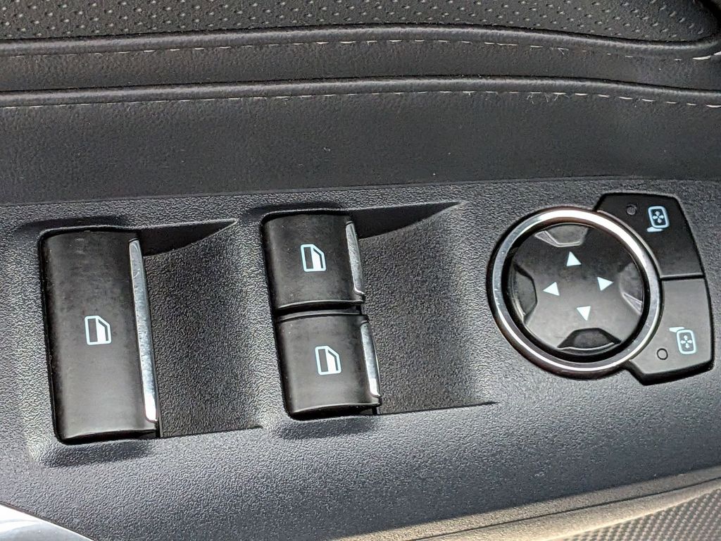 Thumbnail: 2025 Ford Mustang - 15