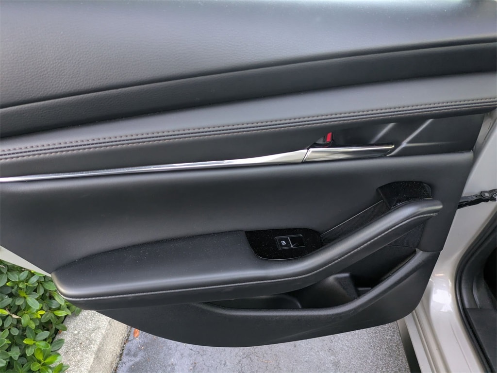 Thumbnail: 2025 Mazda Mazda3 - 22