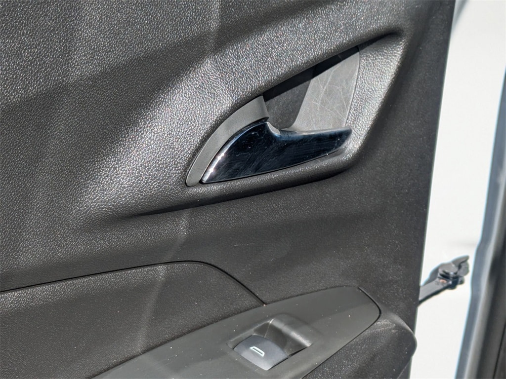 Thumbnail: 2025 Chevrolet Trax - 26