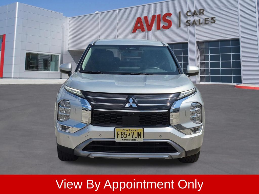 Thumbnail: 2025 Mitsubishi Outlander - 2