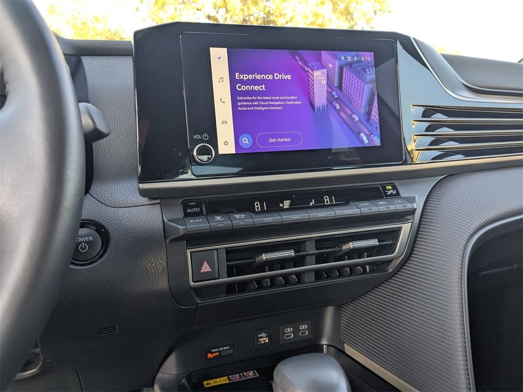 Thumbnail: 2025 Toyota Camry - 19