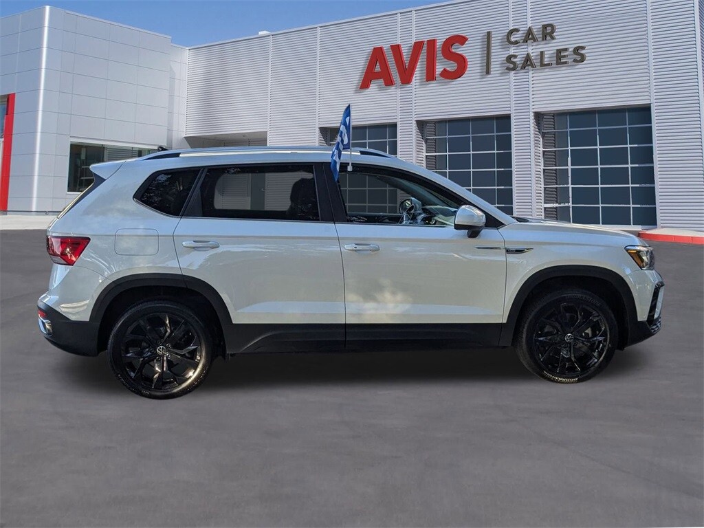 Thumbnail: 2024 Volkswagen Taos - 5