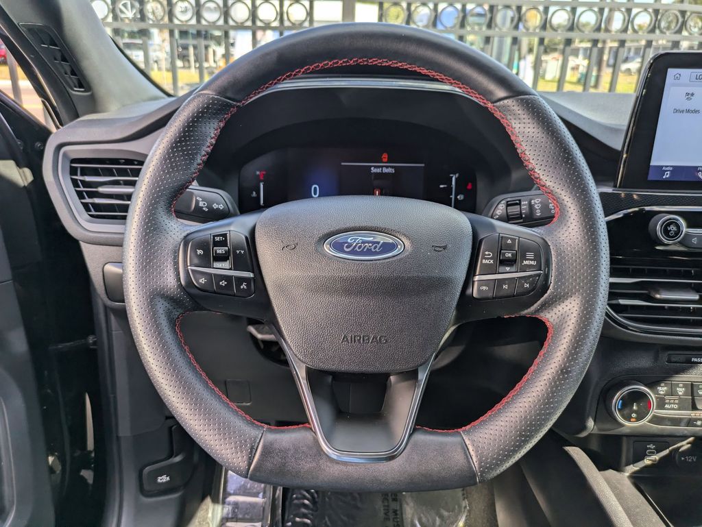 Thumbnail: 2025 Ford Escape - 21