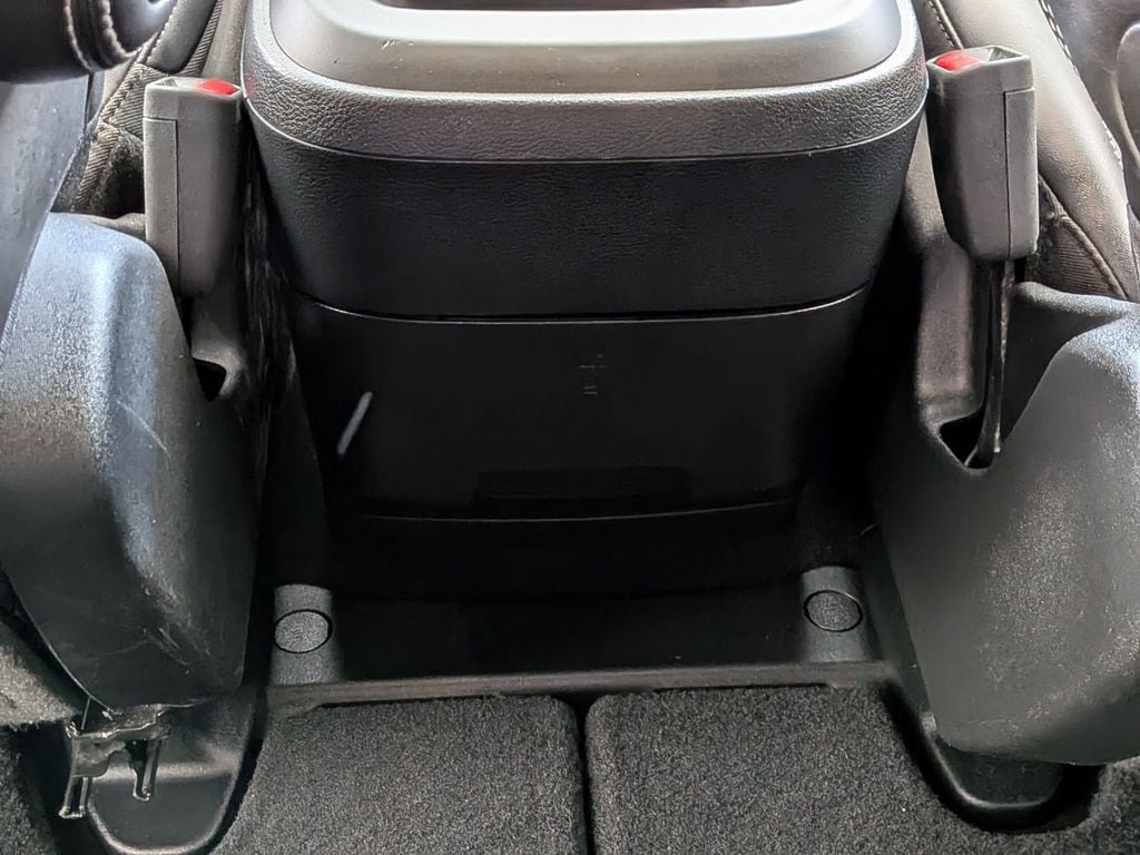 Thumbnail: 2025 Chrysler Pacifica - 28