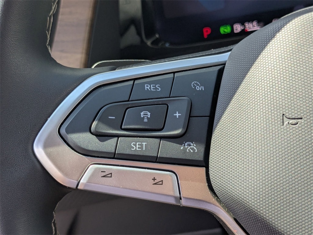 Thumbnail: 2024 Volkswagen Atlas - 25