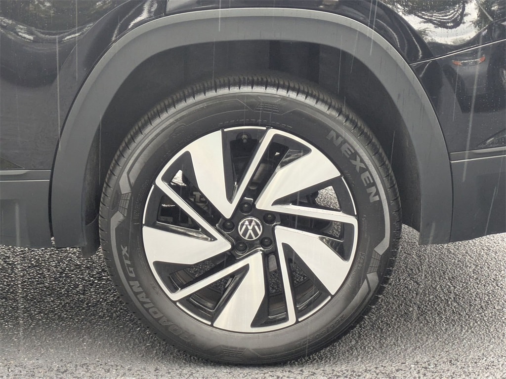 Thumbnail: 2024 Volkswagen Atlas - 30