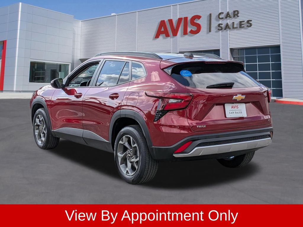Thumbnail: 2025 Chevrolet Trax - 9