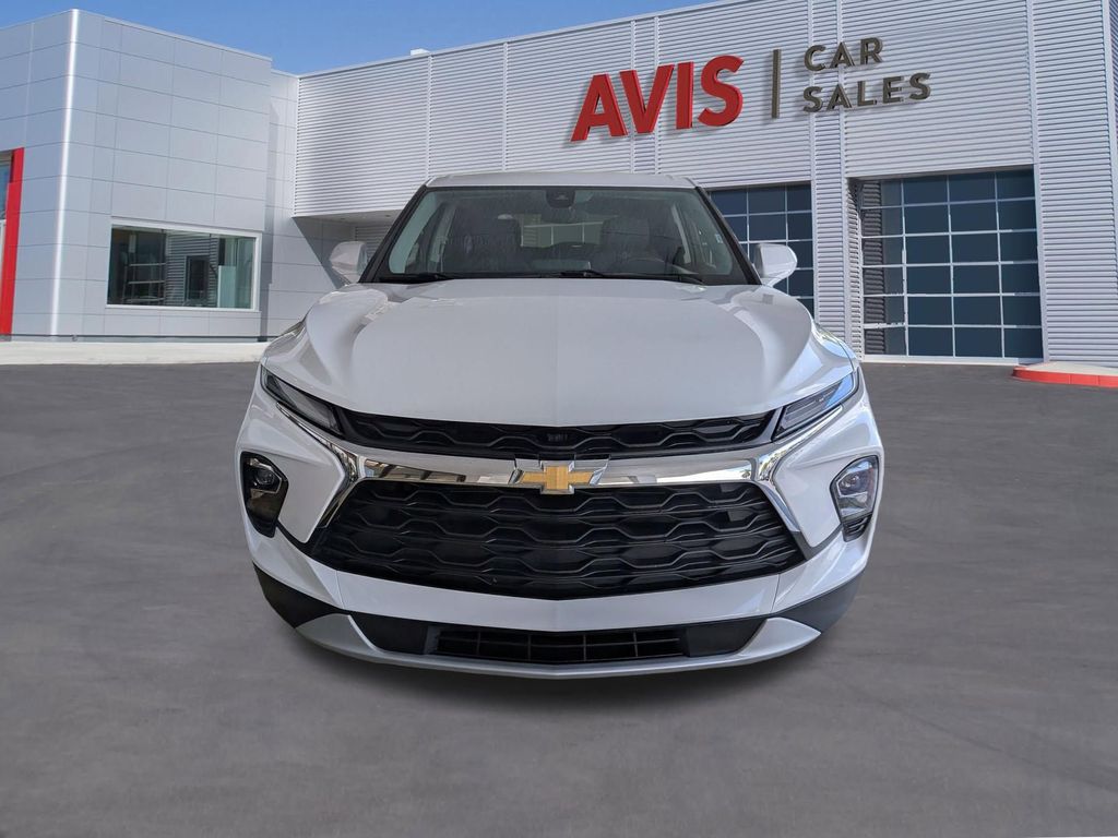 Thumbnail: 2025 Chevrolet Blazer - 2