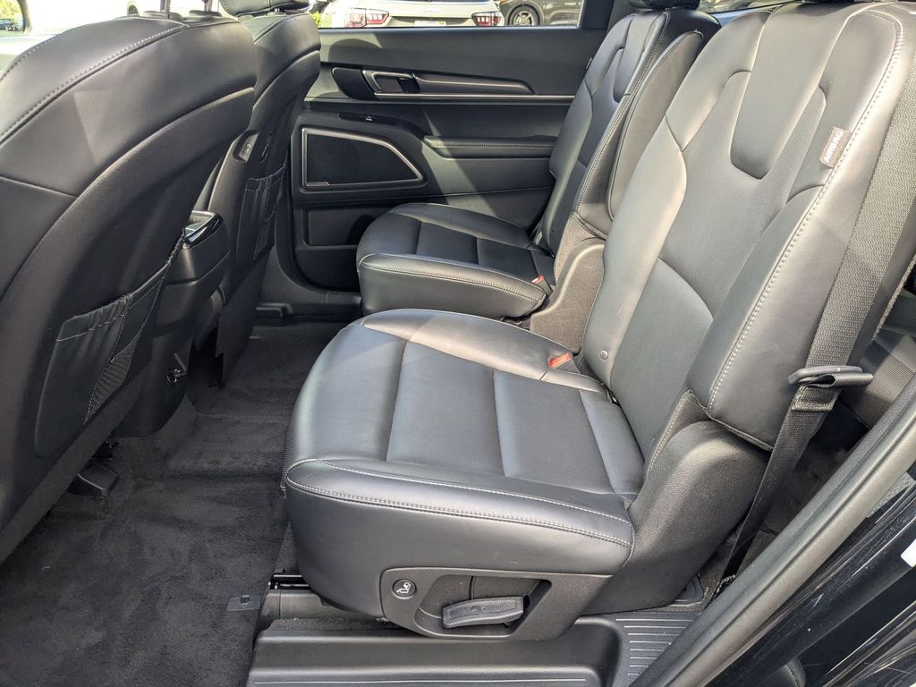 Thumbnail: 2025 Kia Telluride - 23