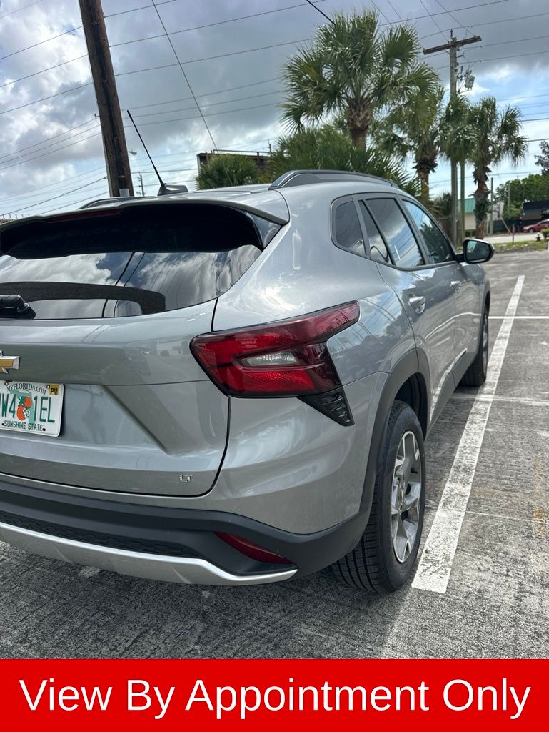 Thumbnail: 2025 Chevrolet Trax - 7