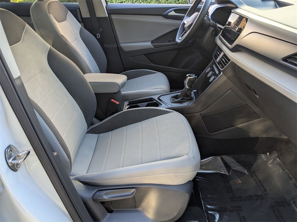 Thumbnail: 2024 Volkswagen Taos - 30