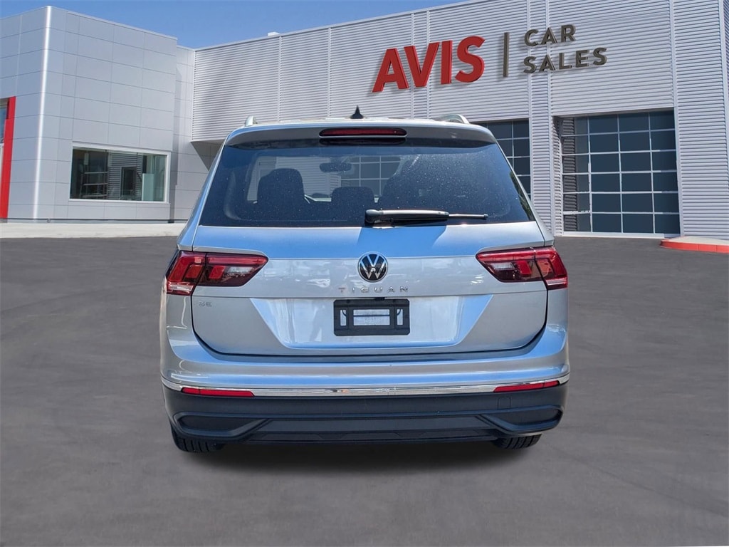 Thumbnail: 2024 Volkswagen Tiguan - 9
