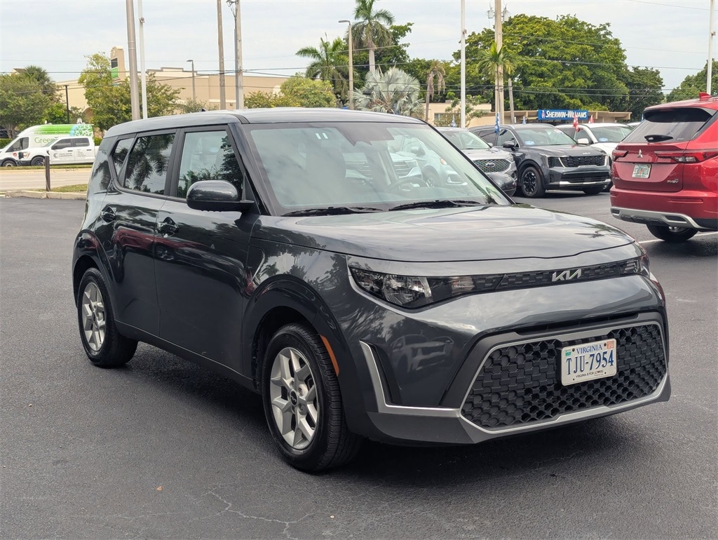 Thumbnail: 2024 Kia Soul - 3