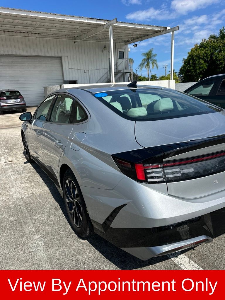 Thumbnail: 2025 Hyundai Sonata - 9
