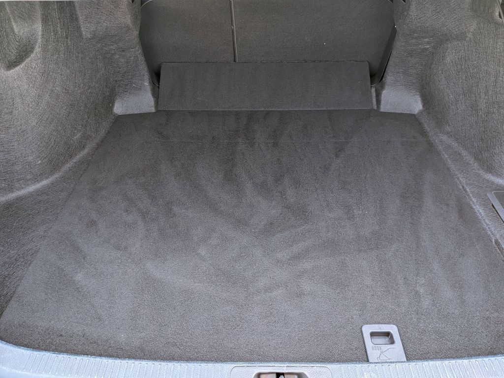 Thumbnail: 2025 Toyota Camry - 6