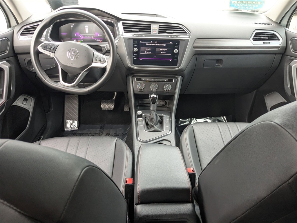 Thumbnail: 2024 Volkswagen Tiguan - 28