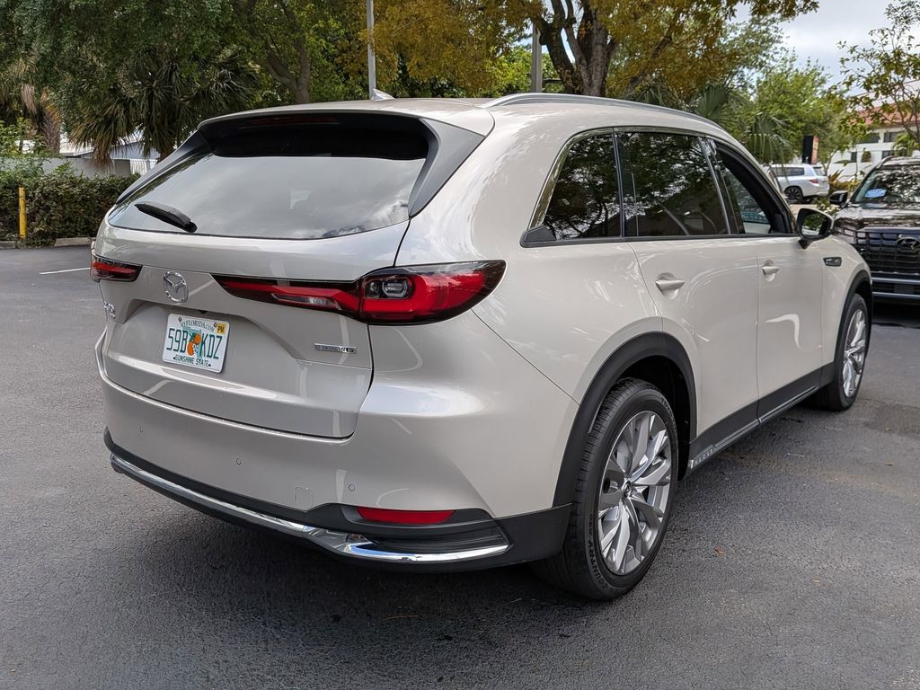 Thumbnail: 2025 Mazda CX-90 - 5