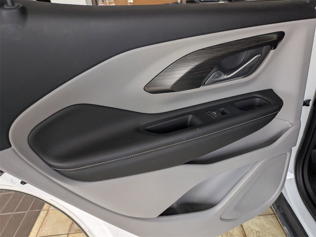 Thumbnail: 2024 GMC Terrain - 28