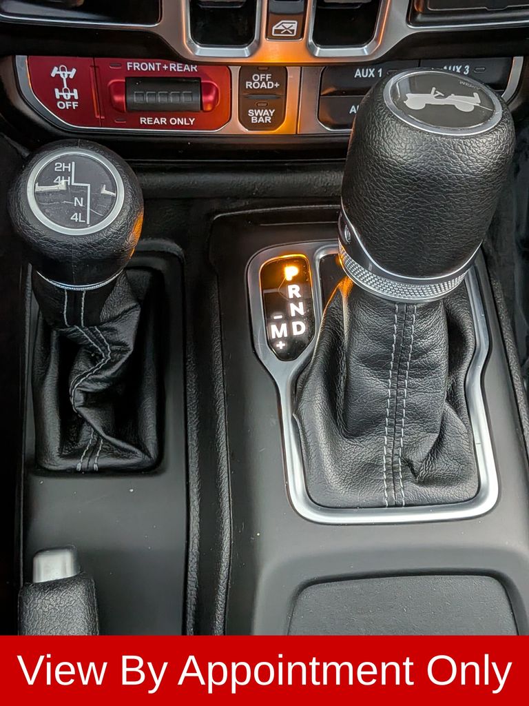 Thumbnail: 2025 Jeep Wrangler - 14