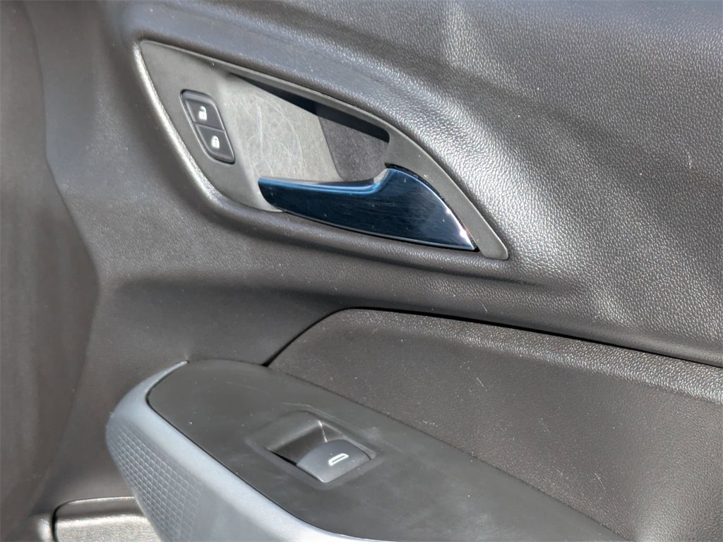 Thumbnail: 2025 Chevrolet Trax - 33