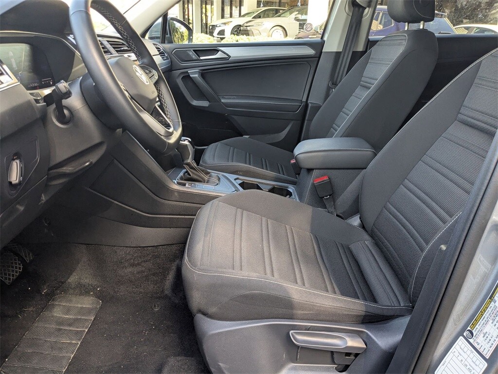 Thumbnail: 2024 Volkswagen Tiguan - 20