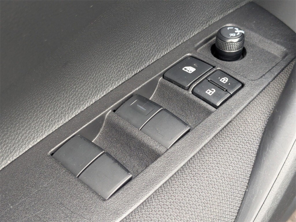 Thumbnail: 2025 Toyota Corolla - 15